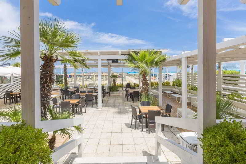 Hotel Maja Pescara Esterno foto